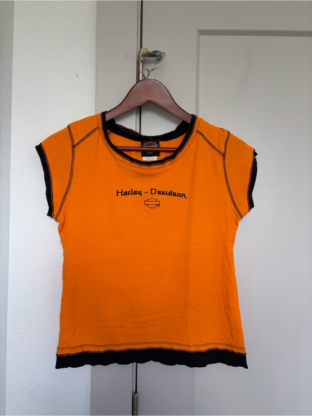 HARLEY DAVIDSON ORANGE BLACK GRAPHIC SHORT SLEEVE TSHIRT WOMENS MEDIUM